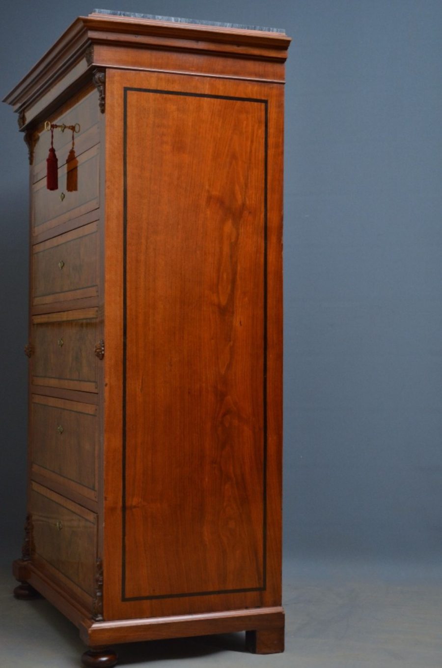 XIXth Century Continental Walnut Chest of Drawers - Image 9