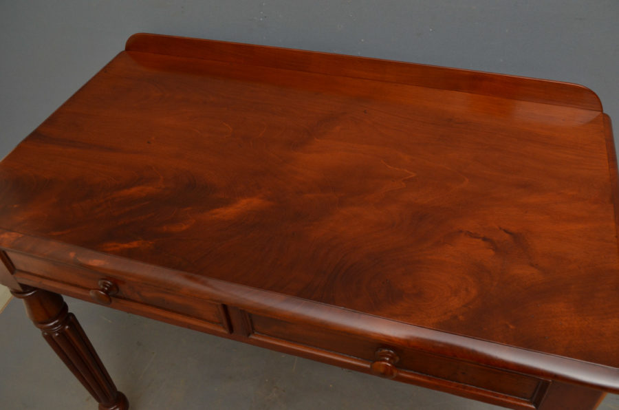 Victorian Mahogany Writing Table - Image 3