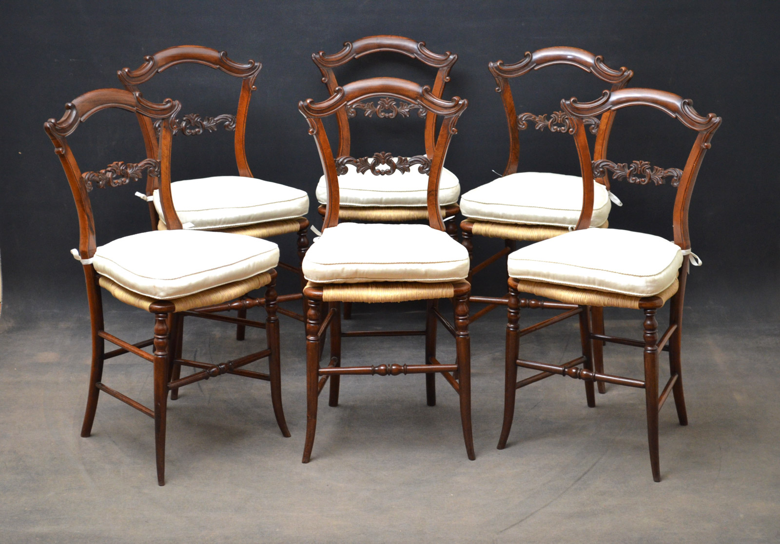 set of 6 early victorian chairs in rosewood