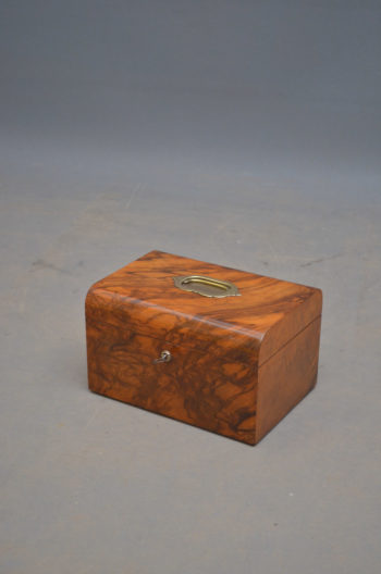 Victorian Figured Walnut Jewellery Box