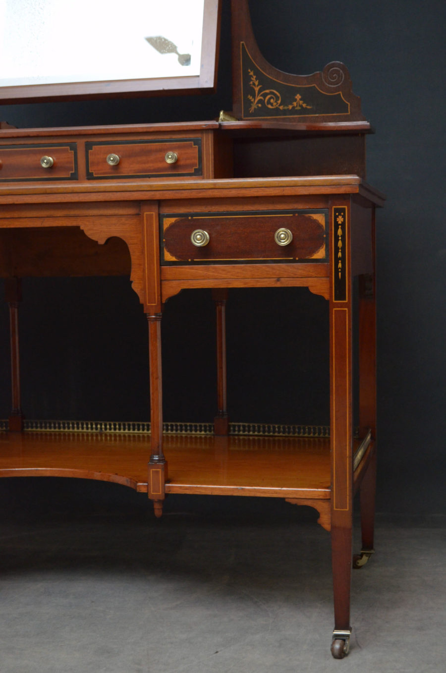 Edwardian Mahogany Dressing Table - Image 13