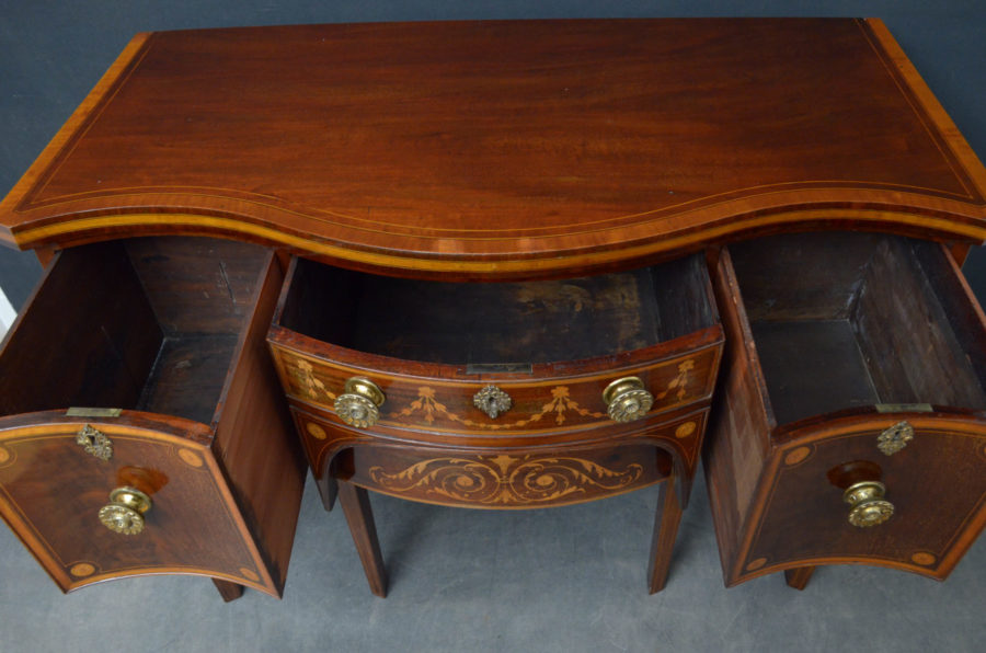 Georgian Edwards & Roberts Mahogany Inlaid Sideboard - Image 5