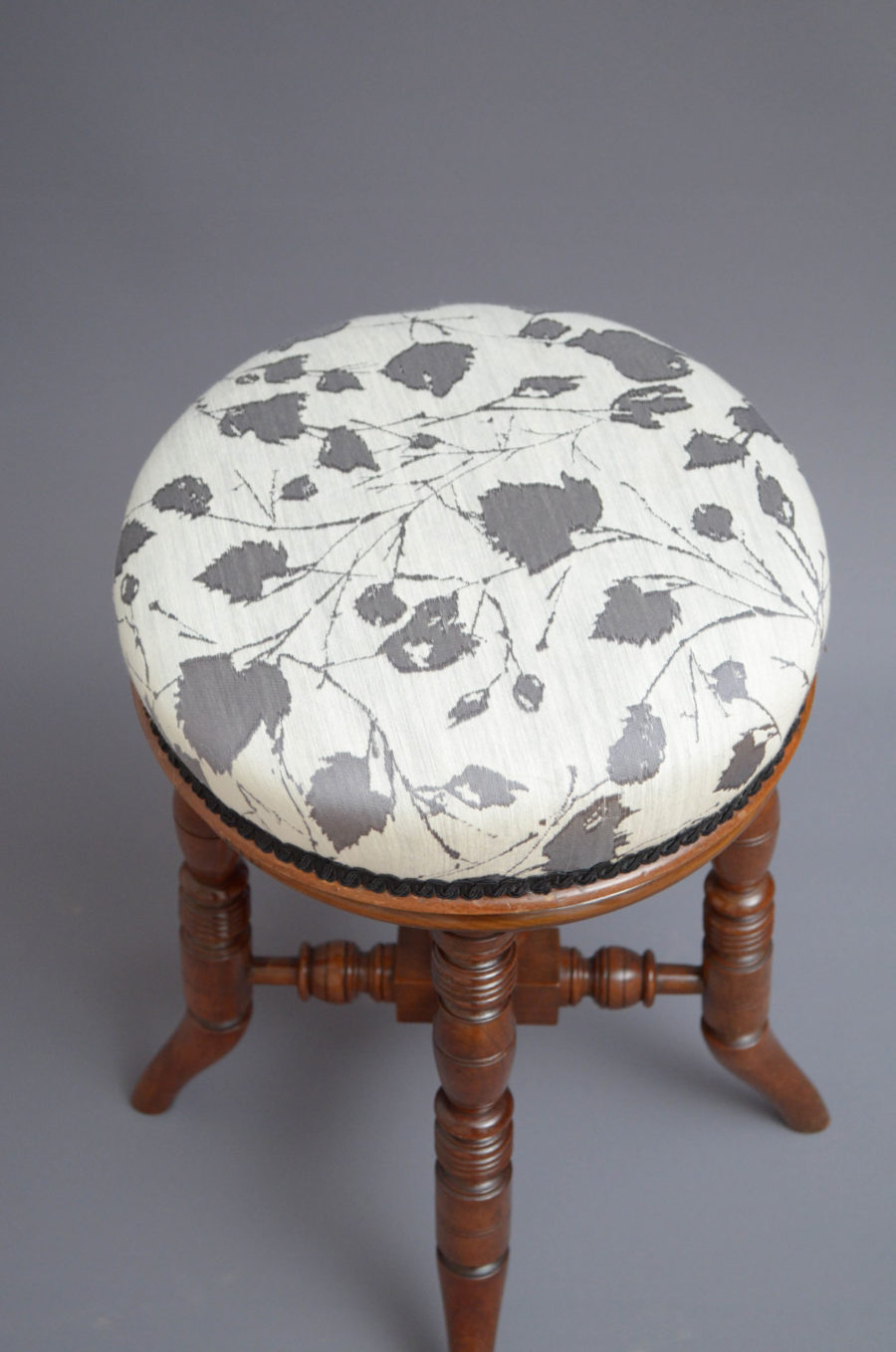 Edwardian Walnut Piano Stool - Image 3
