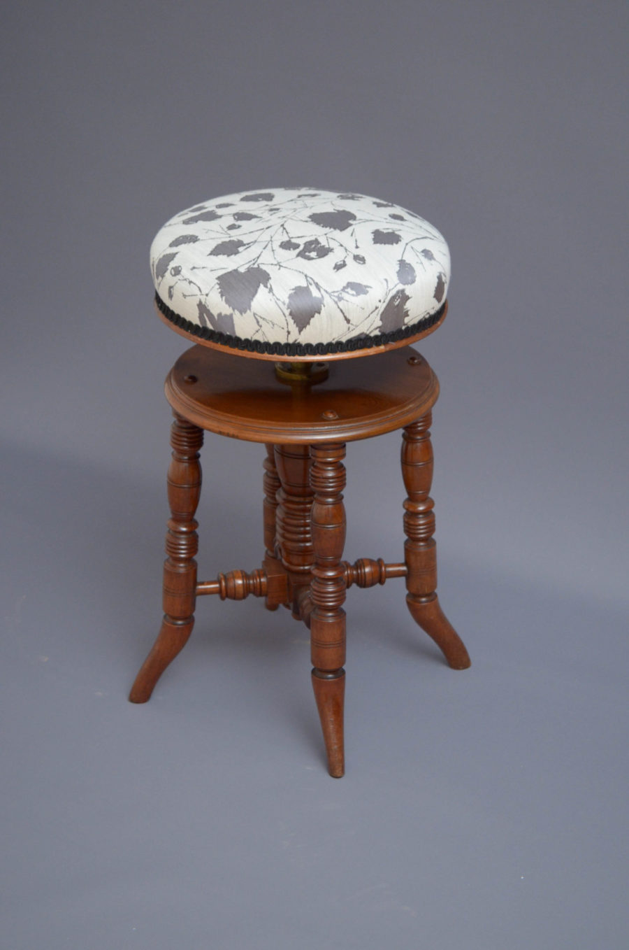 Edwardian Walnut Piano Stool - Image 4