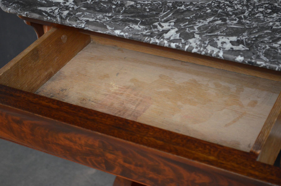 Louis Philippe Mahogany Console Table of Narrow Proportions - Image 5