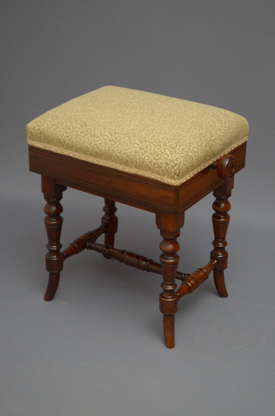 Superb Quality Victorian Stool in Rosewood