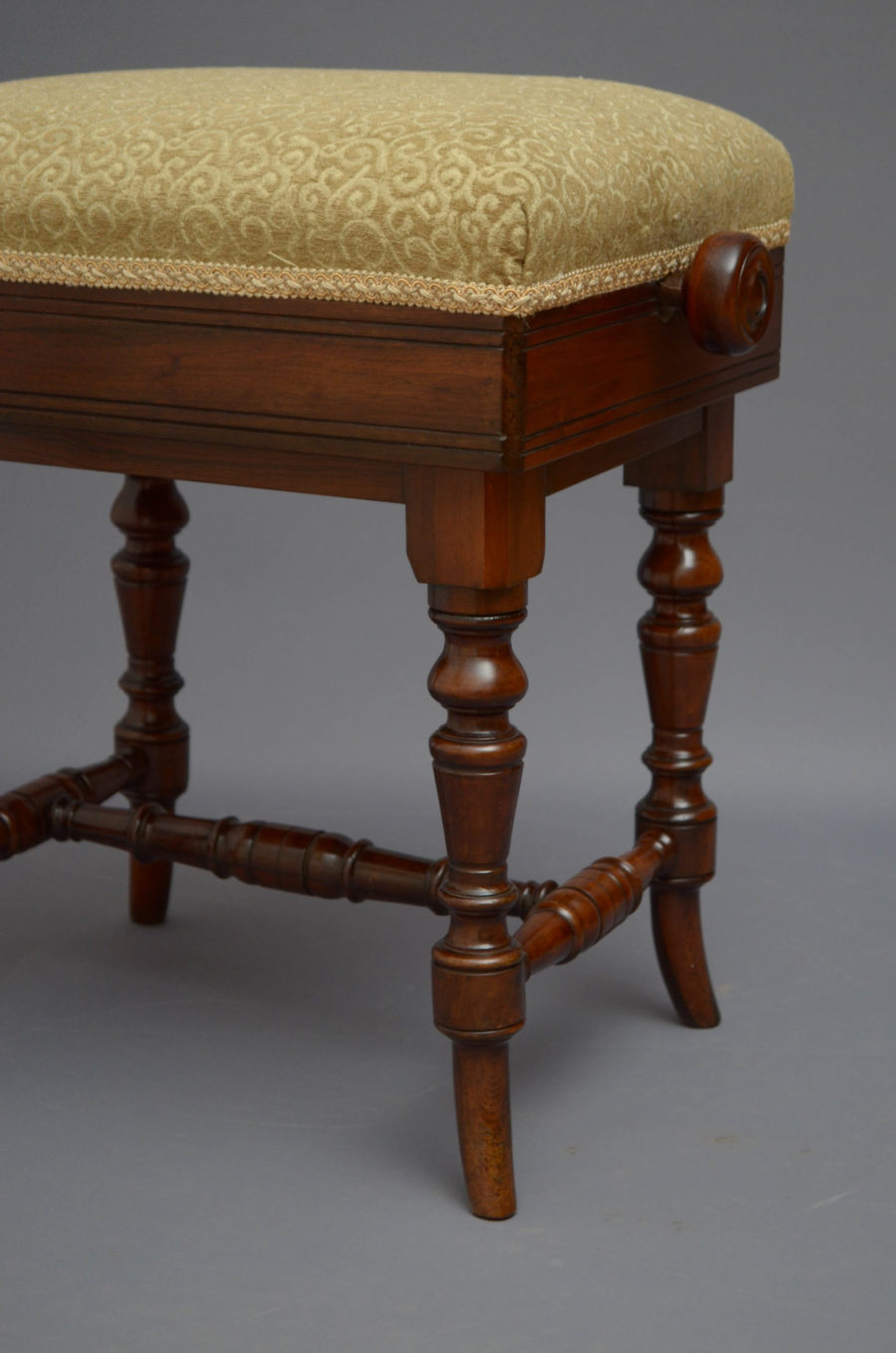 Superb Quality Victorian Stool in Rosewood - Image 6