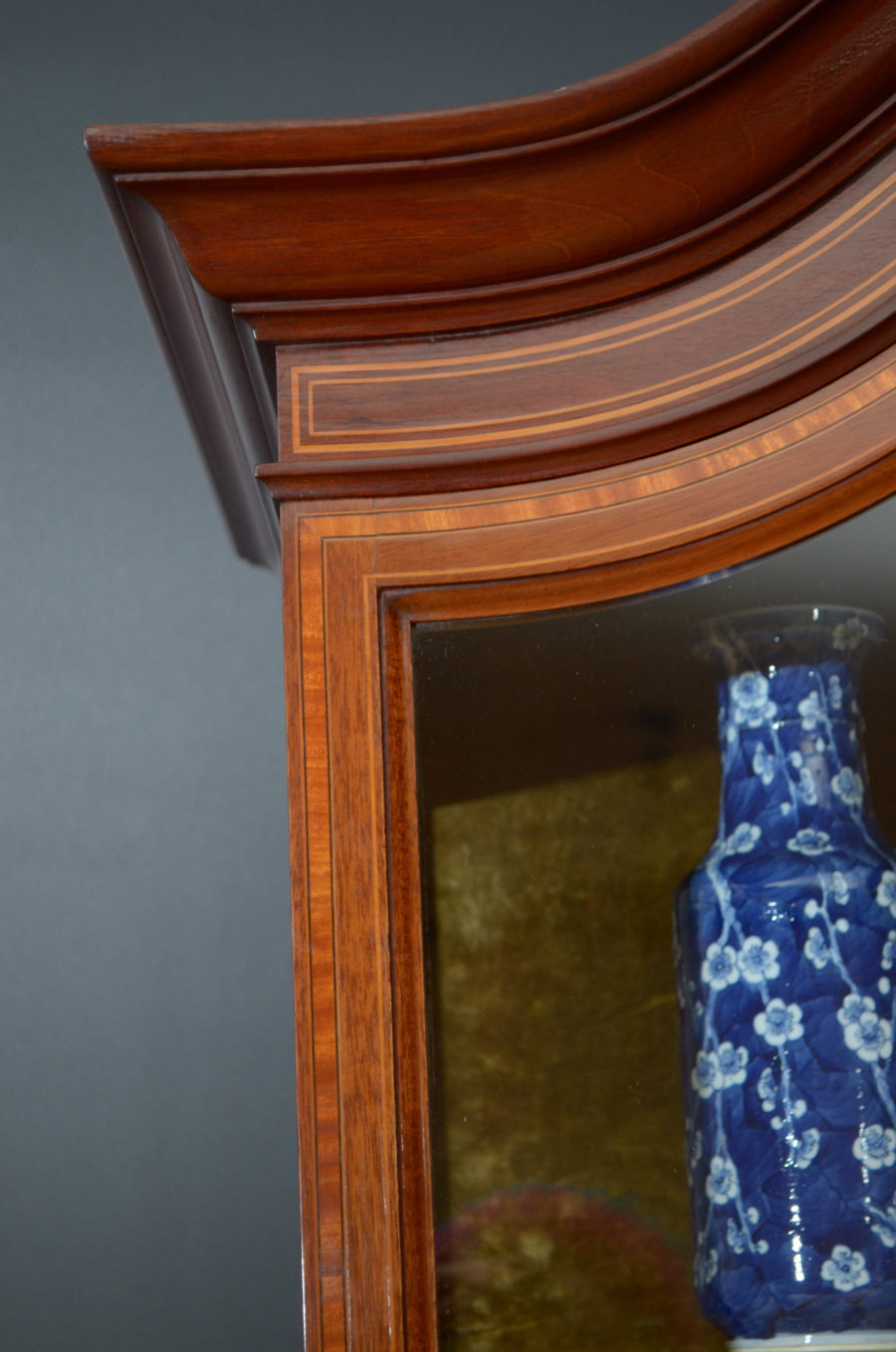 Shapland and Petter Edwardian Display Cabinet - Image 4