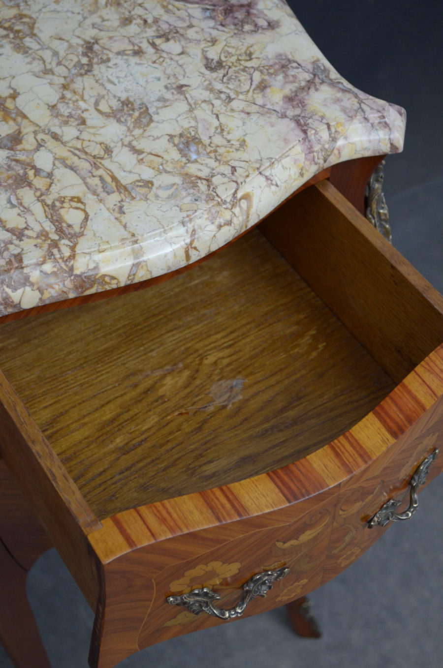 Pair of Marble Topped Bedside Cabinets - Image 5