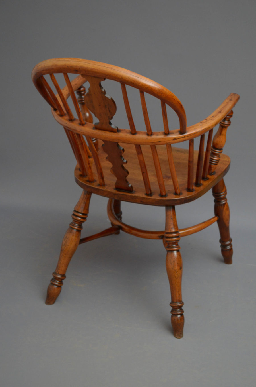 Victorian Yew Wood Windsor Chair - Image 11