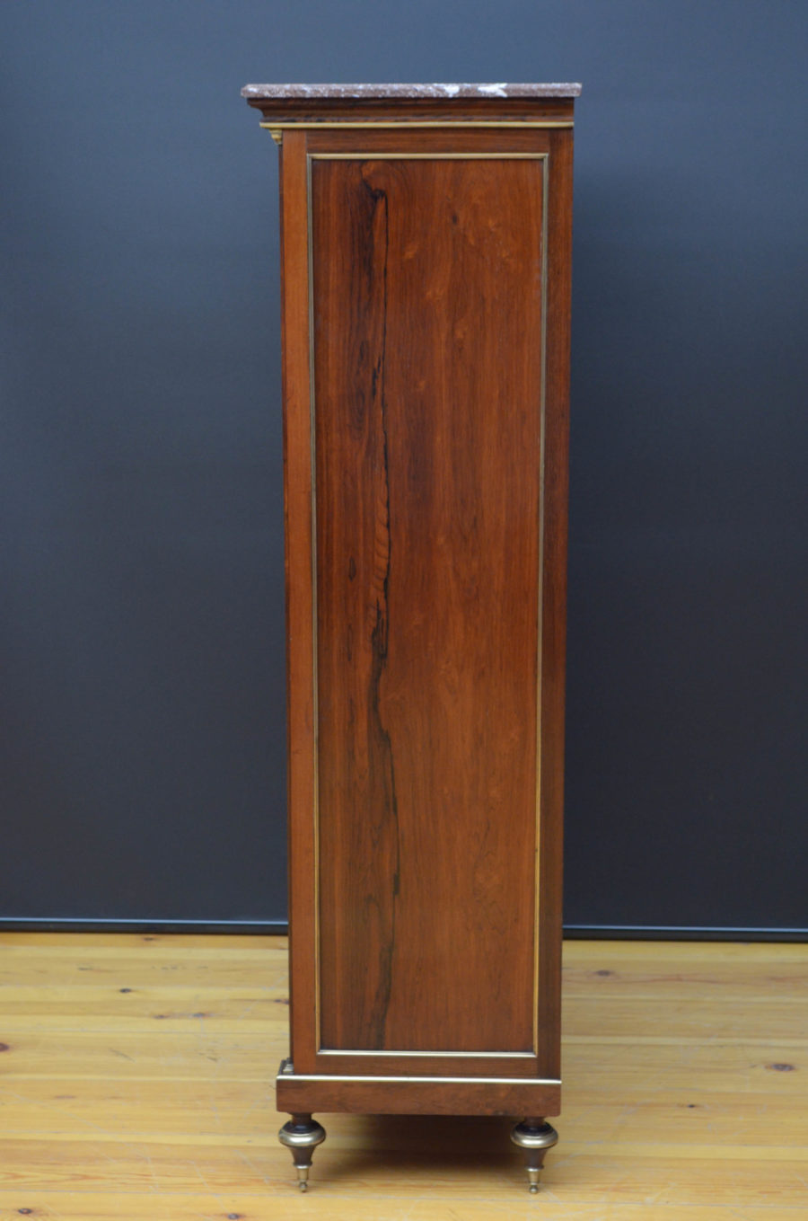 Fine Quality 19th Century Rosewood Vitrine - Image 12