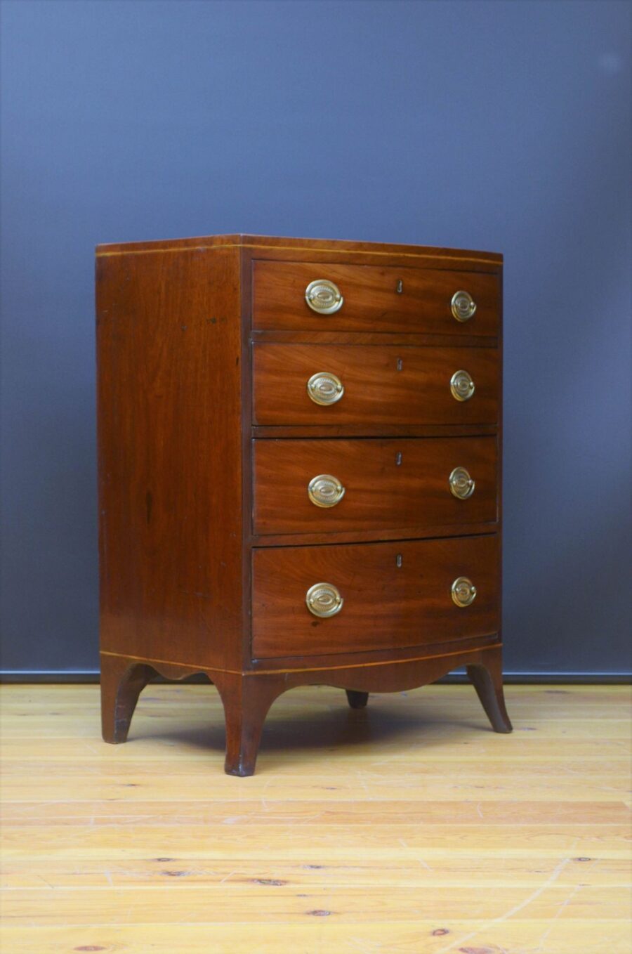 Small Regency Chest of Drawers - Image 3