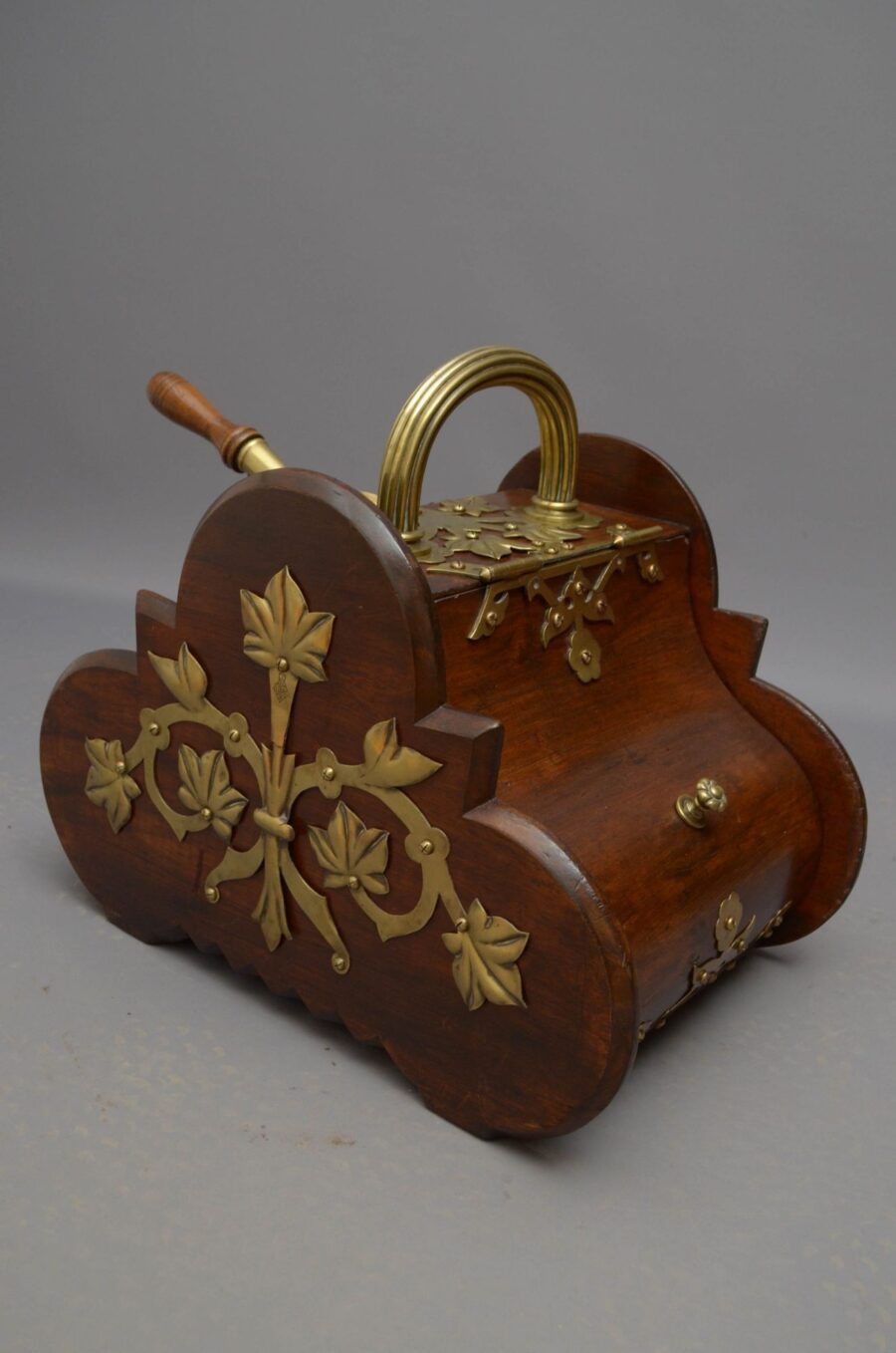 Victorian Walnut Coal Scuttle - Image 10