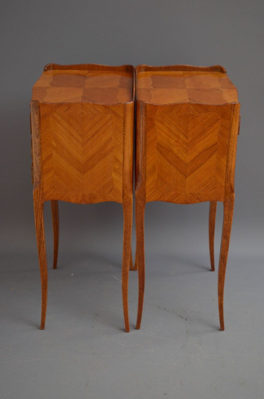 Pair of Tulipwood Bedside Cabinets - Image 8