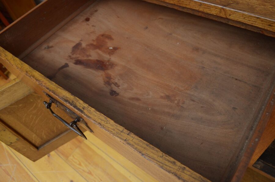 Arts and Crafts Oak Sideboard - Image 15