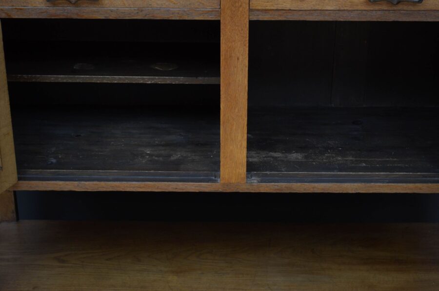 Arts and Crafts Oak Sideboard - Image 16