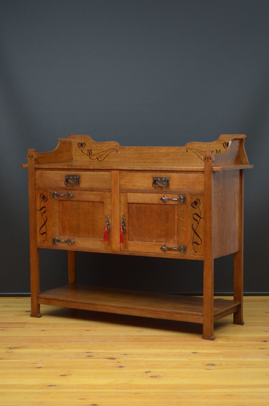 Arts and Crafts Oak Sideboard - Image 2