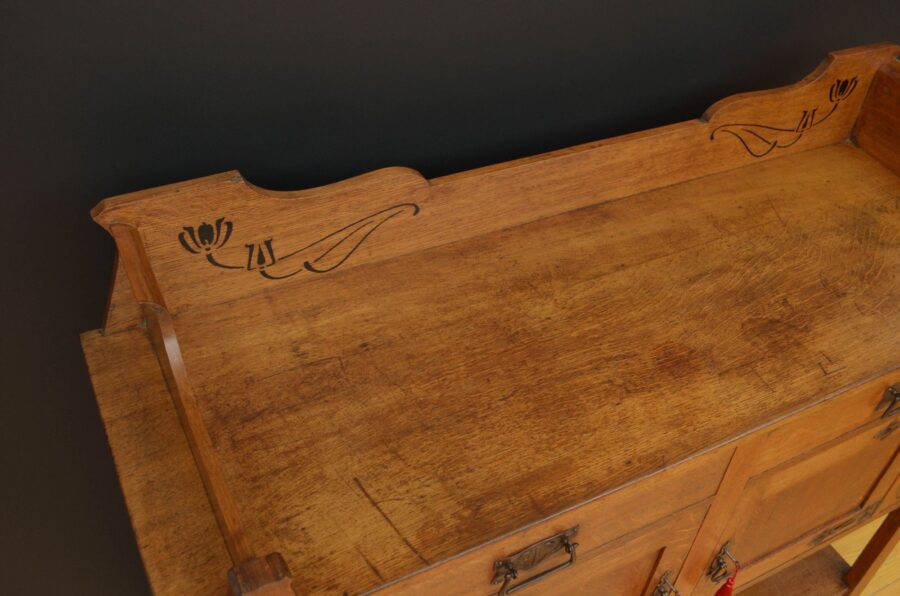 Arts and Crafts Oak Sideboard - Image 4