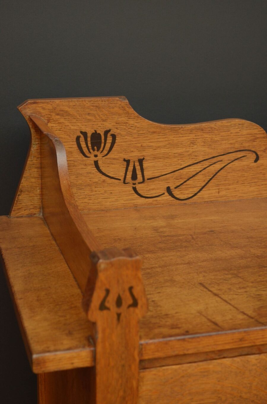 Arts and Crafts Oak Sideboard - Image 6