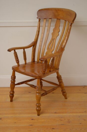Late Victorian Satinbirch Windsor Chair