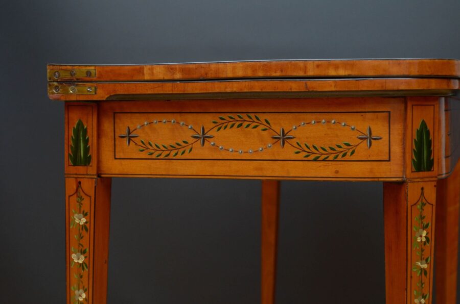Sheraton Perion Painted Card Table in Satinwood - Image 12