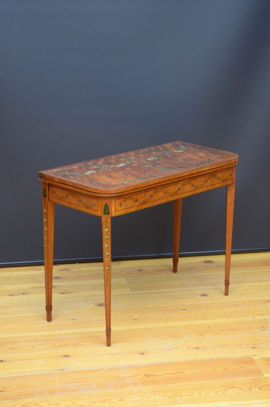 Sheraton Perion Painted Card Table in Satinwood - Image 2