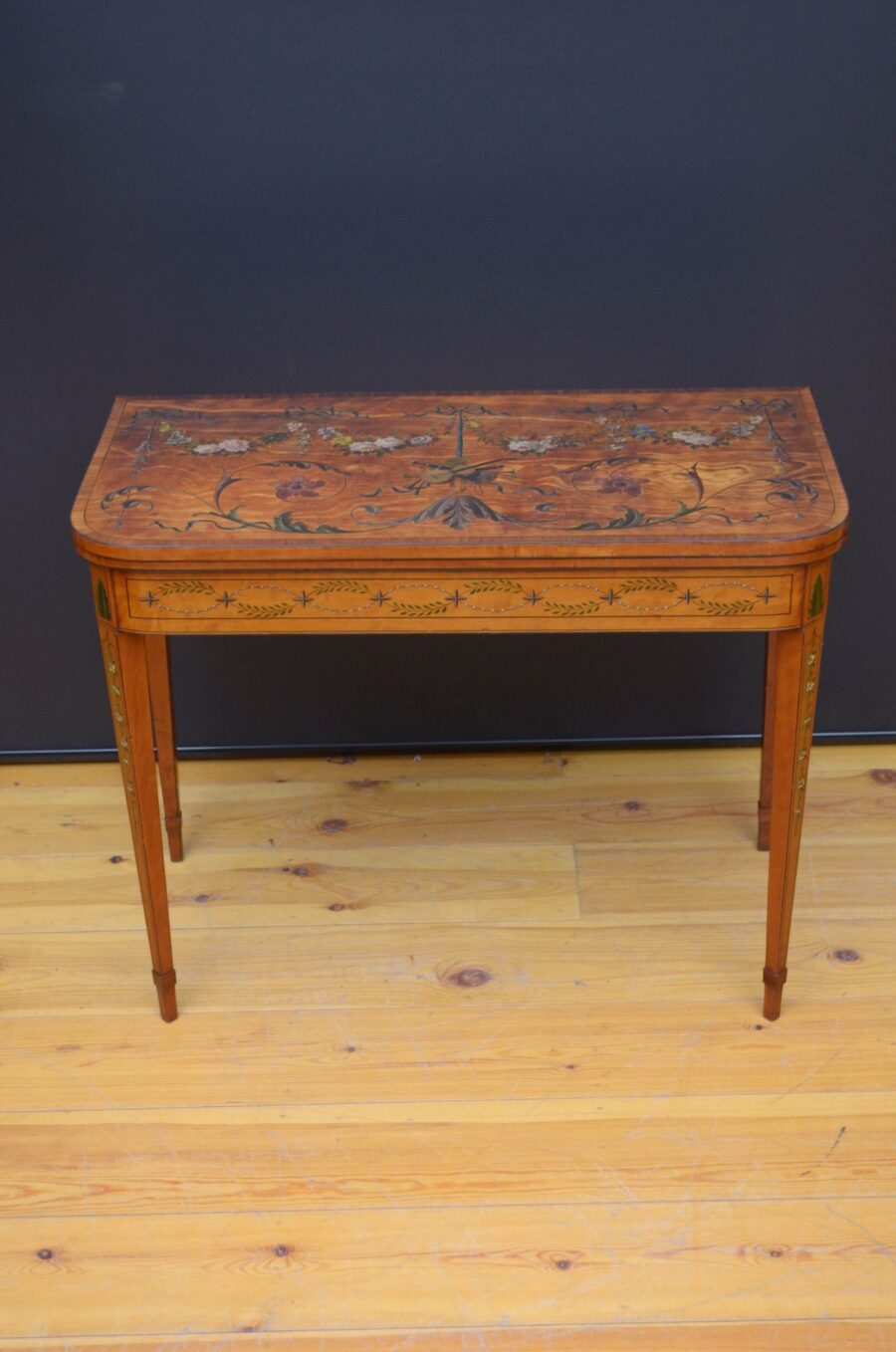 Sheraton Perion Painted Card Table in Satinwood - Image 3