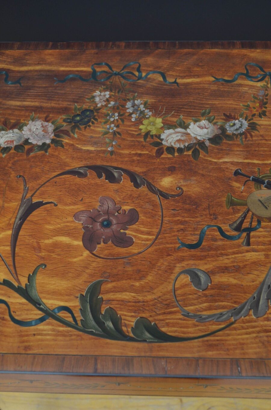 Sheraton Perion Painted Card Table in Satinwood - Image 6