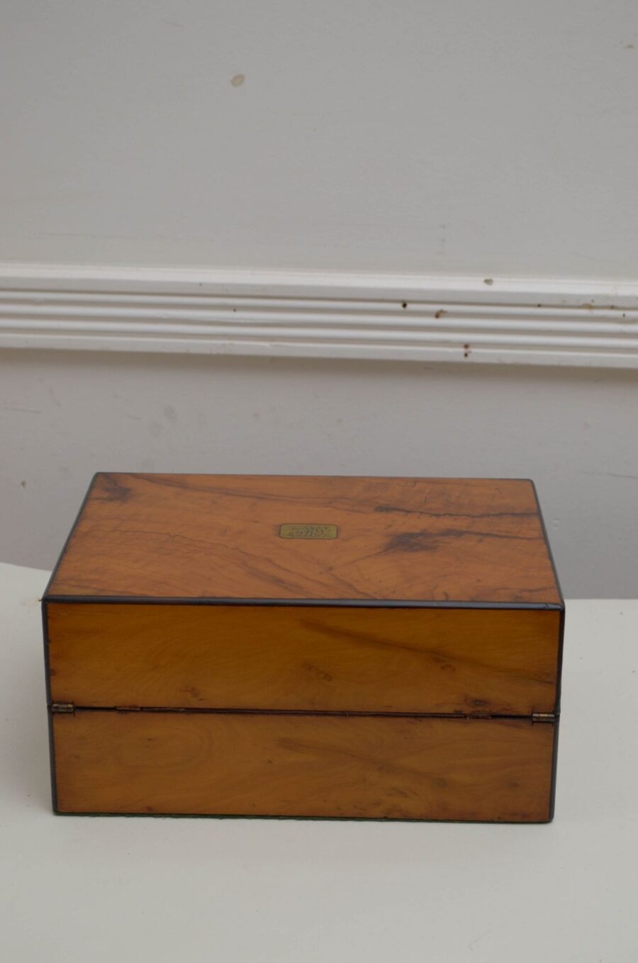 Victorian Figured Walnut Writing Slope - Image 5