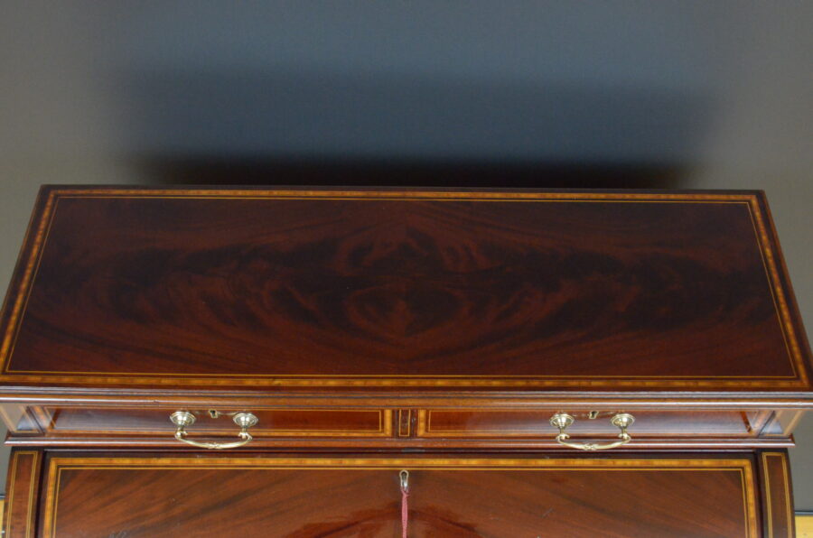 Exhibition Quality Mahogany Cylinder Bureau by Maple & Co - Image 6
