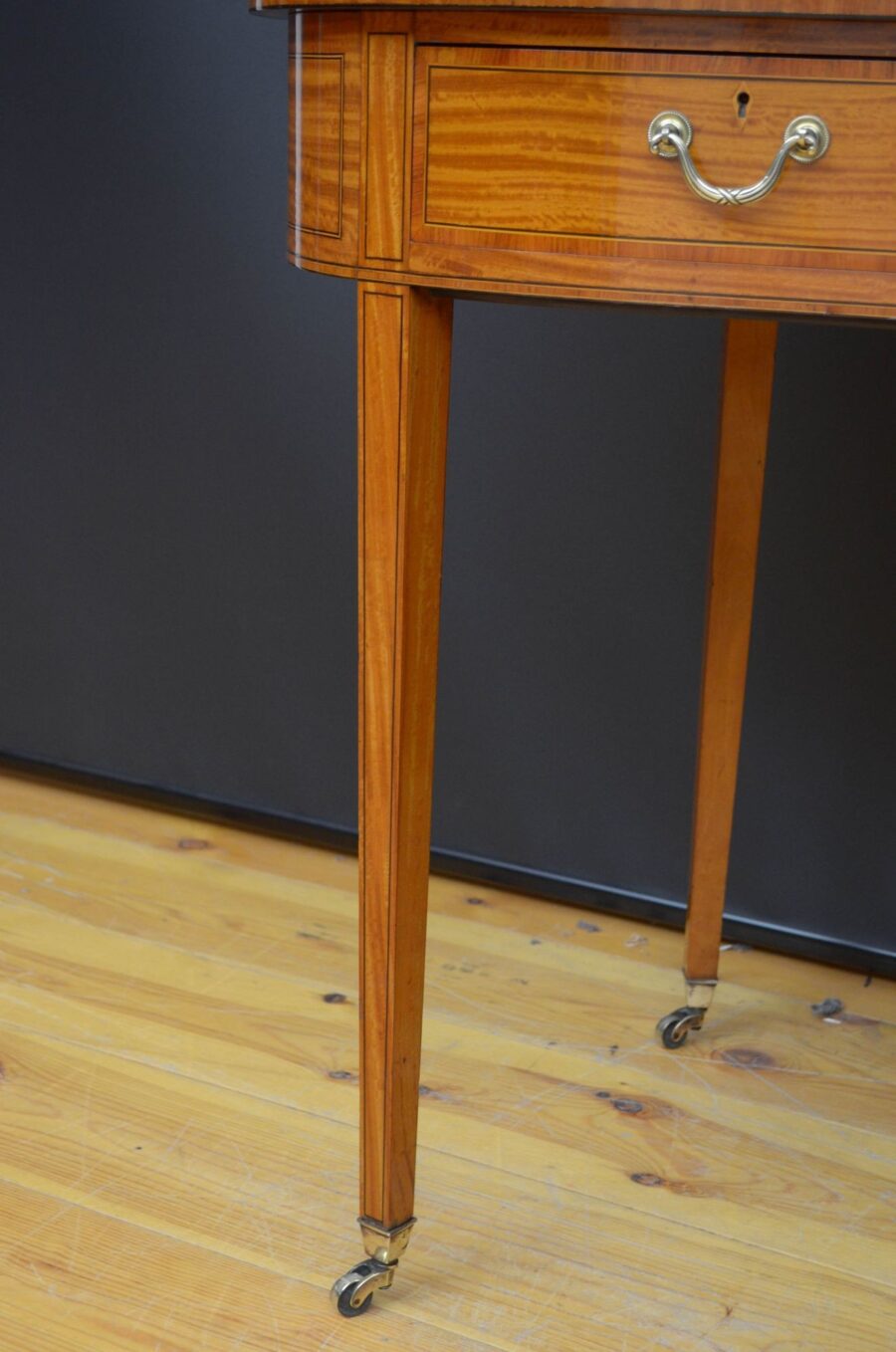 Edwardian Kidney Shaped Satinwood Writing Table - Image 9