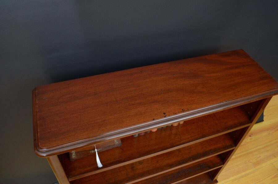 Victorian Mahogany Open Bookcase - Image 5