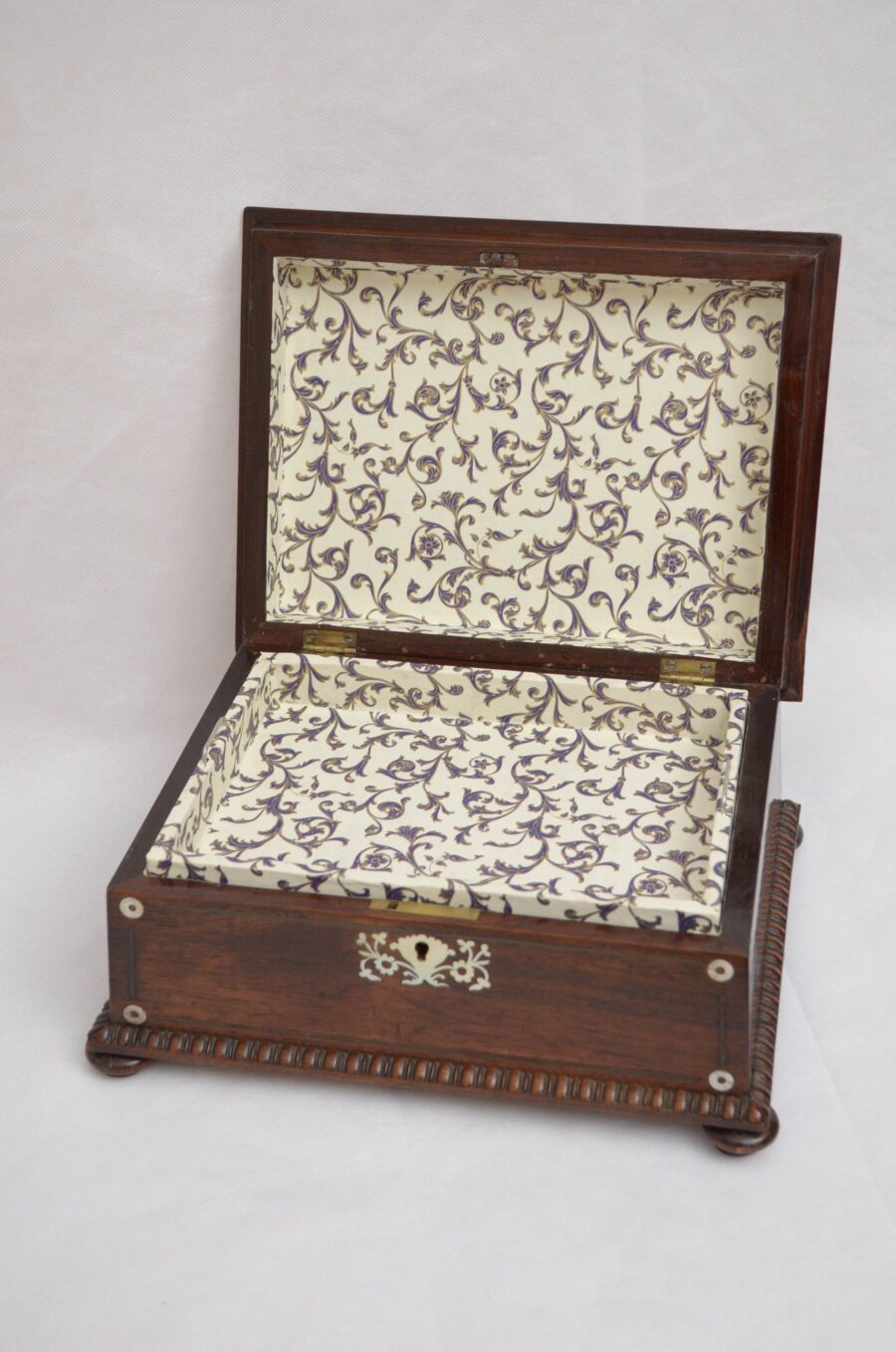William IV Sarcophagus Jewelry Box in Rosewood - Image 12
