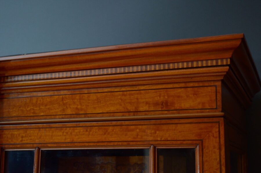 Fine Quality Edwardian Satinwood Cabinet Bookcase - Image 17