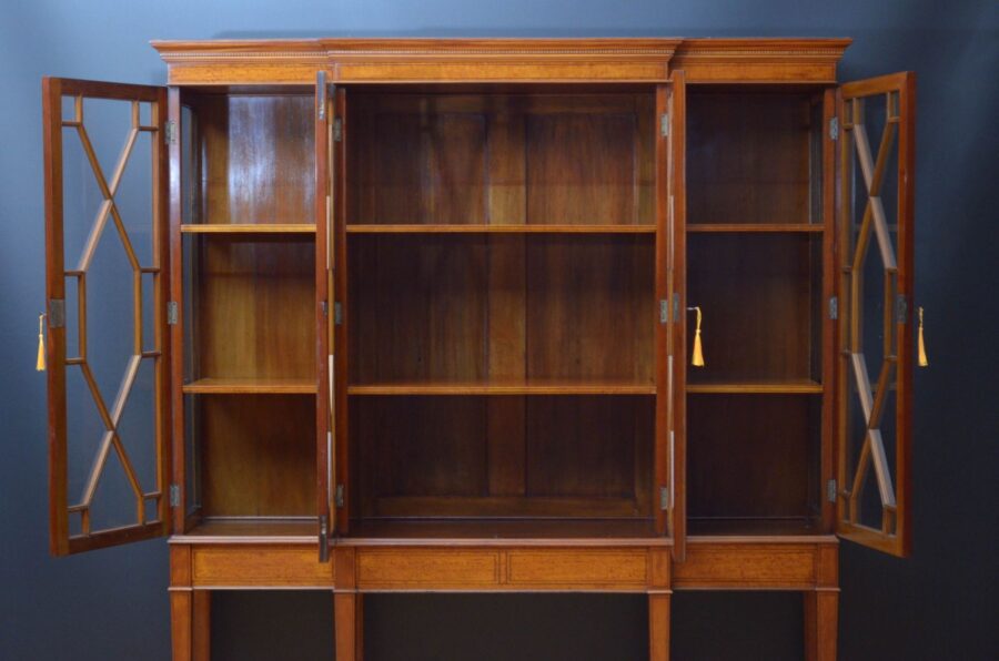 Fine Quality Edwardian Satinwood Cabinet Bookcase - Image 4