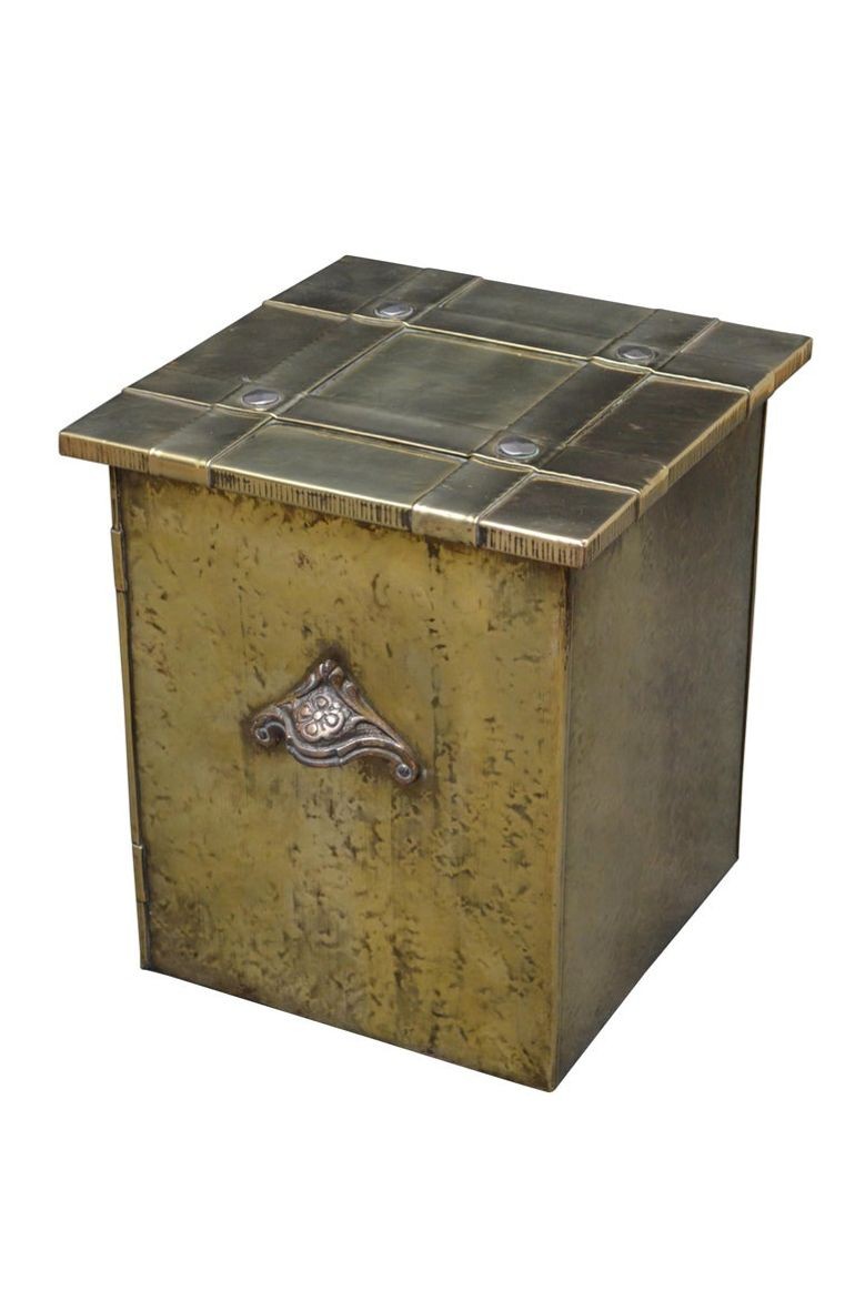 Arts and Crafts Coal Bin - Image 5