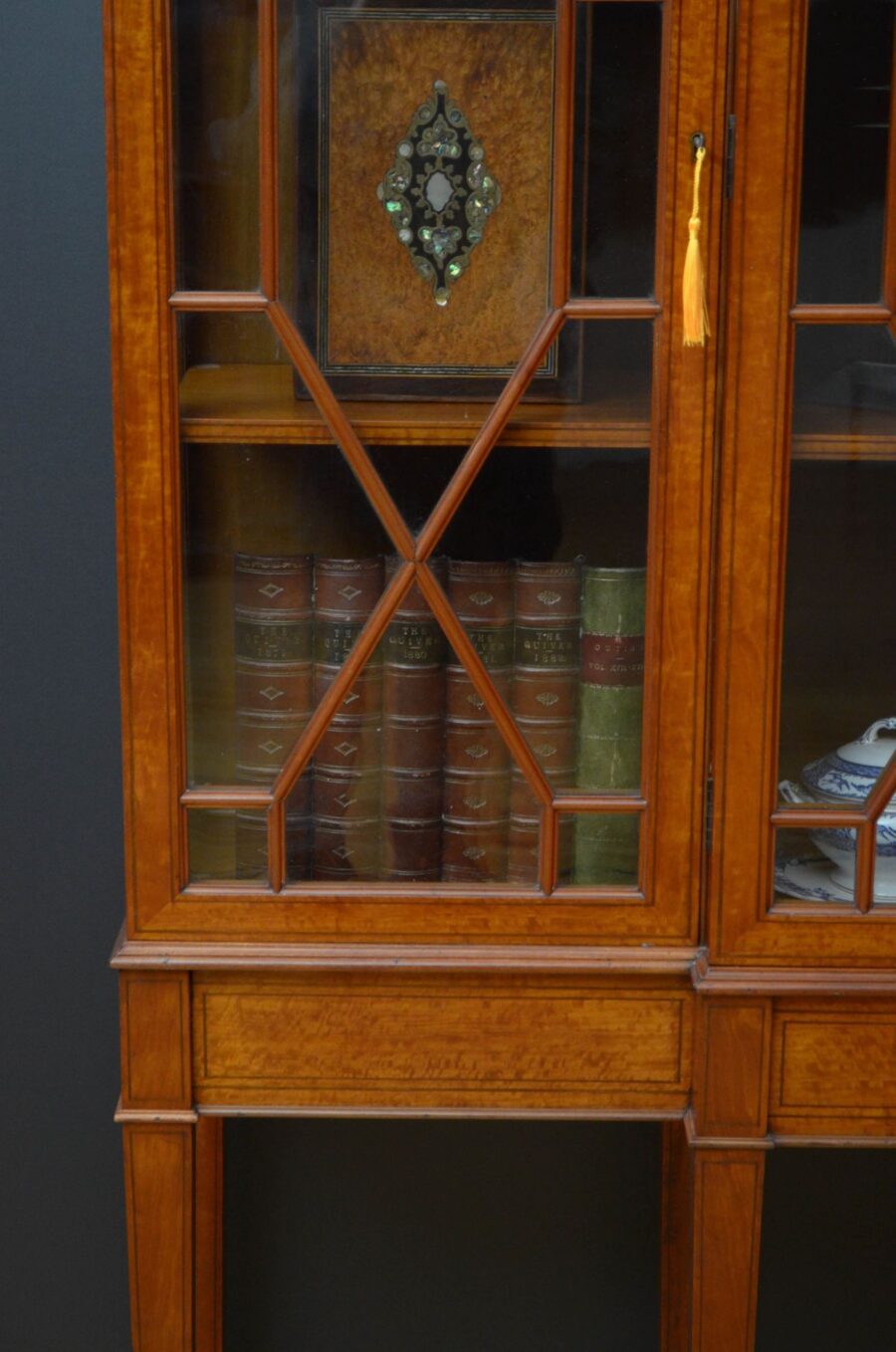 Fine Quality Edwardian Satinwood Cabinet Bookcase - Image 9