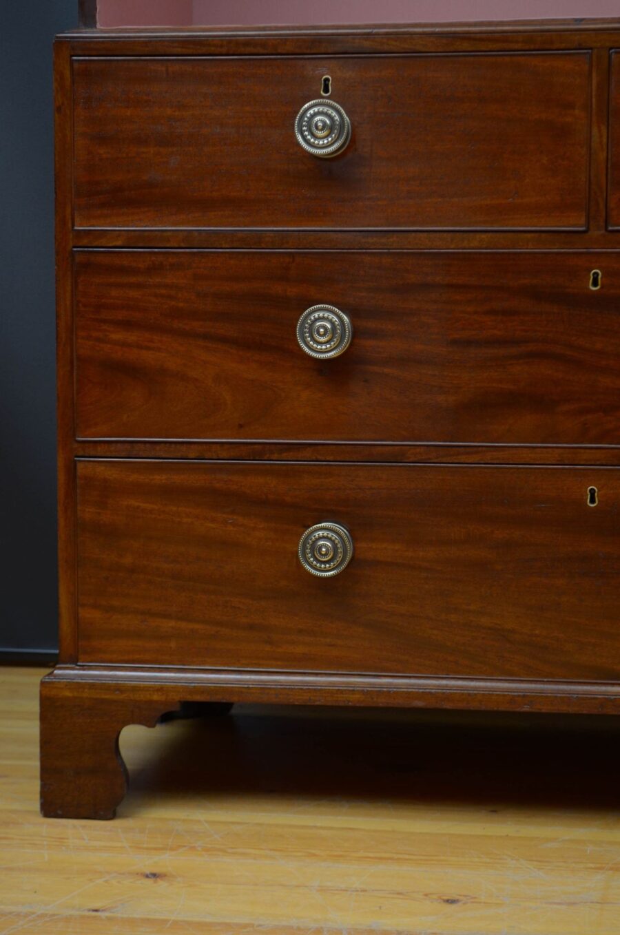 George III Mahogany Linen Press - Image 8
