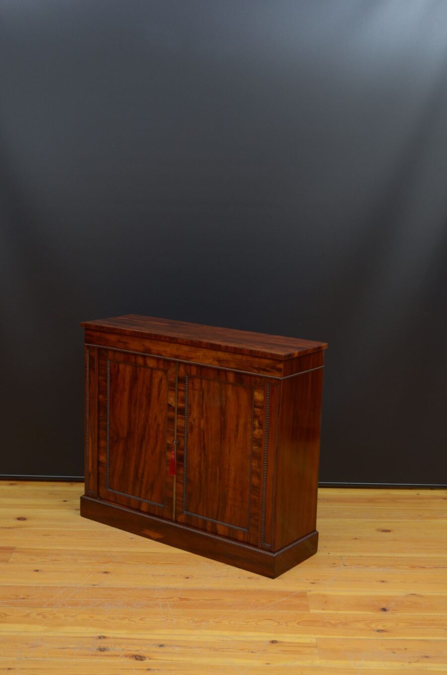 William IV Gonzalo Alvez Chiffonier - Image 5