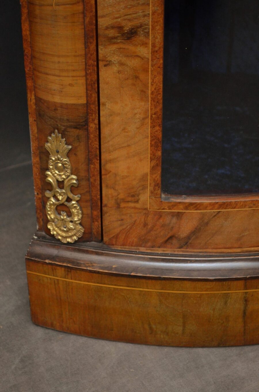 Victorian Walnut Corner Cabinet - Image 7