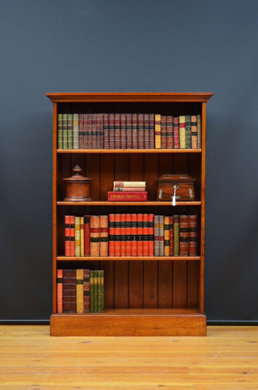 Early XXth Century Solid Mahogany Open Bookcase