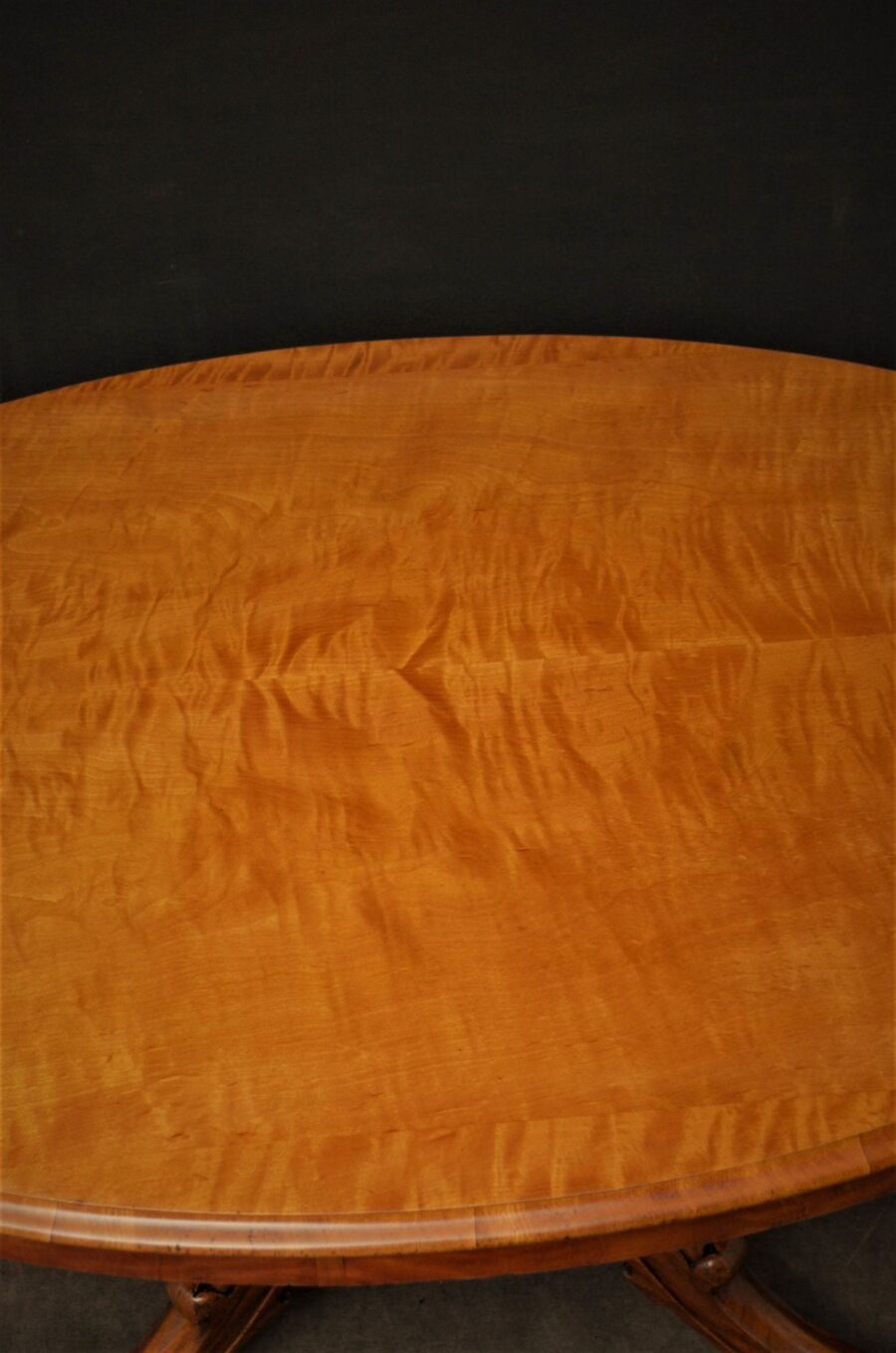 Rare Victorian Satinwood Centre Table / Dining Table - Image 7