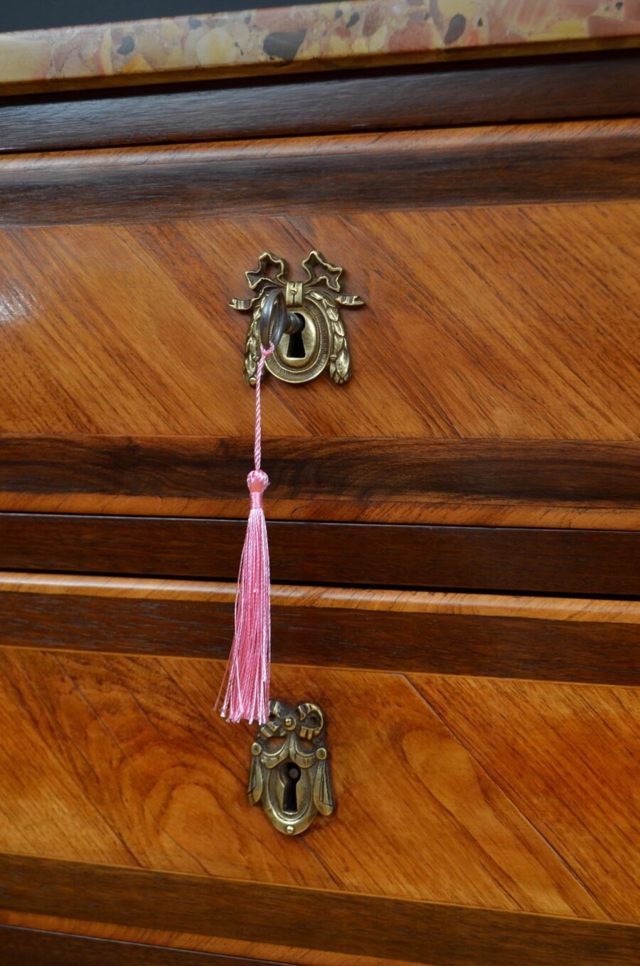 French Tall and Slim Chest of Drawers in Tulipwood - Image 11