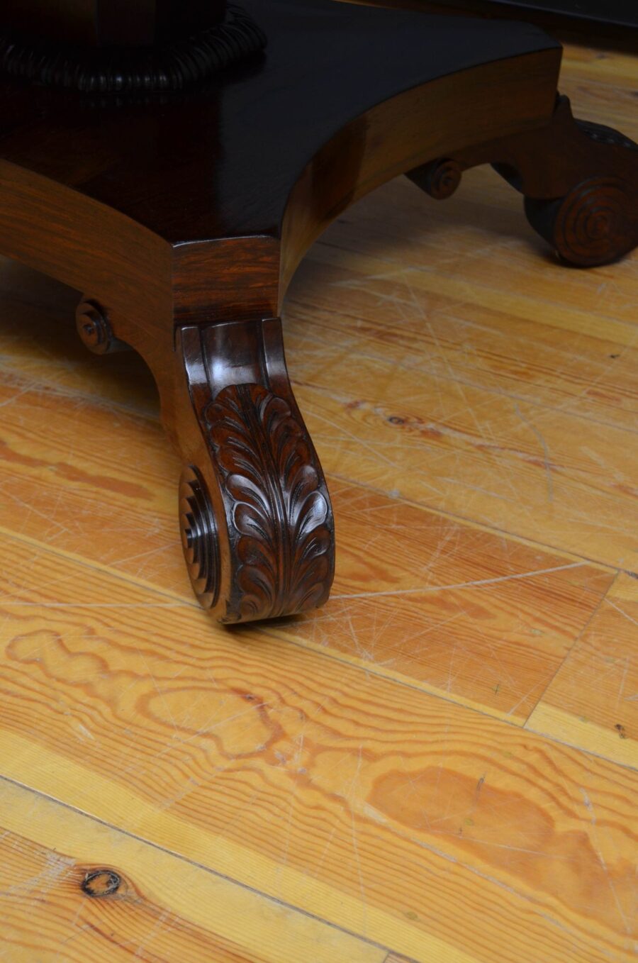 Regency Rosewood dining or centre table - Image 9