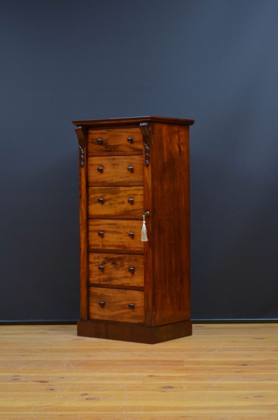 English William IV / Early Victorian Wellington Chest in Mahogany