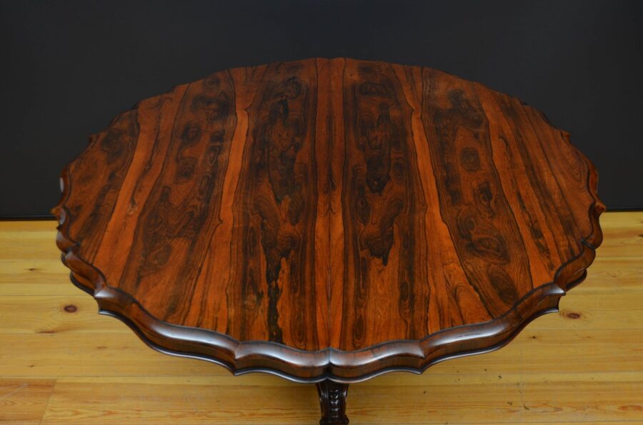 Victorian Rosewood Dining / Centre Table in The Manner of Robert Strahan & Co - Image 8