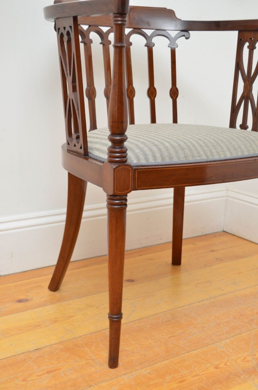Edwardian Mahogany Tub Chair - Image 13