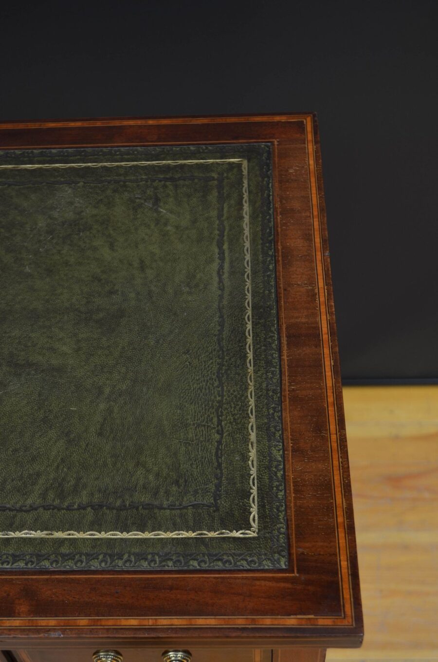 English Edwardian Mahogany Writing Table - Image 9