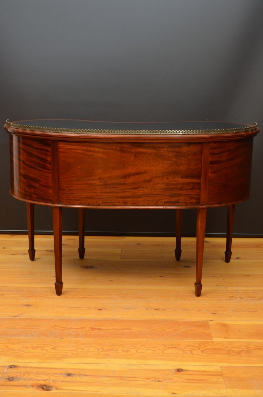 Edwardian Shapland & Petter Mahogany Kidney Shaped Writing Table/Desk - Image 11