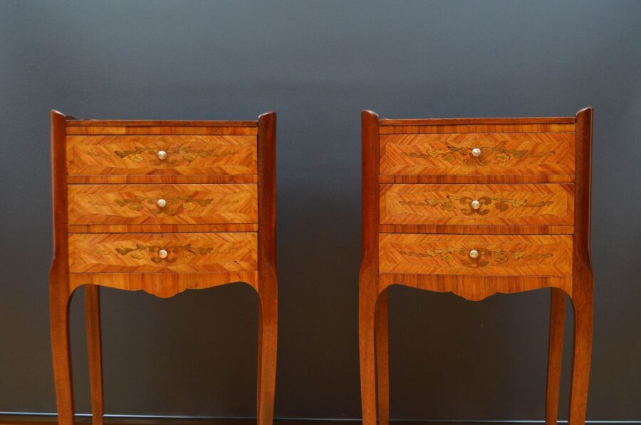 Pair of Tulipwood Bedside Chests / Bedside Cabinets - Image 8